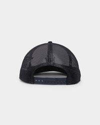 New Era New York Yankees 'Team Two-Tone' Prolight Old Golfer Trucker Snapback White/OTC