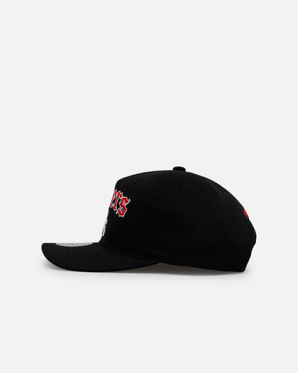 Mitchell & Ness Philadelphia 76ers 'Old English' Caddy Fit Snapback Black
