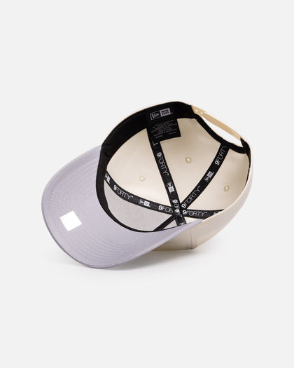 New Era Los Angeles Lakers 'Chrome Grey' 9FORTY A-Frame Snapback White/Silver