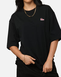 Jordan Brand Sneaker Patch Crewneck T-Shirt Black/Varsity Red
