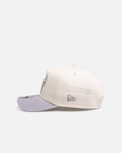 New Era Chicago Bulls 'Chrome Grey' 9FORTY A-Frame Snapback White/Silver