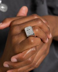 NXS Sanctity Ring Iced White Gold