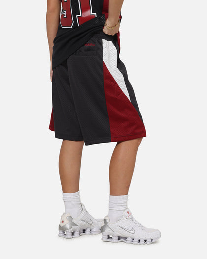 Mitchell & Ness Chicago Bulls Millenium Shorts Black/Red