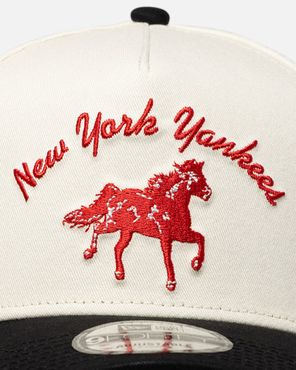 New Era New York Yankees 'Galloping Horse' 9FORTY A-Frame Snapback White/Black