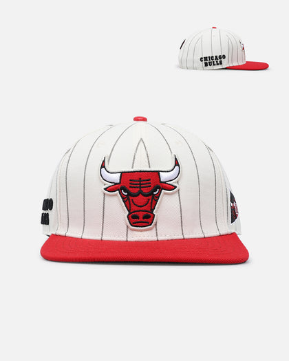 Pro Standard Chicago Bulls Pinstripe Wool Snapback Eggshell/Yellow