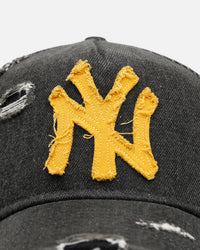 New Era New York Yankees 'Distressed Denim 2.0' 9FORTY A-Frame Strapback Black