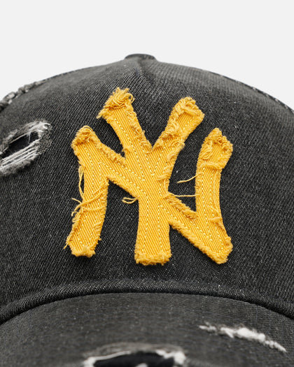 New Era New York Yankees 'Distressed Denim 2.0' 9FORTY A-Frame Strapback Black