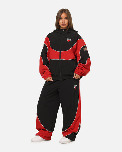Mitchell & Ness Chicago Bulls Nylon Tracksuit Jacket Black/Red
