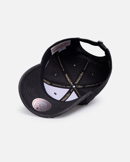 Mitchell & Ness Los Angeles Lakers 'Duct Tape' Dad Fit Strapback Washed Black