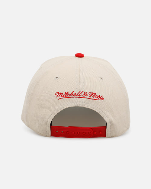 Mitchell & Ness Chicago Bulls 'Love' Pro Pinch Snapback OTC