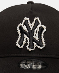 New Era New York Yankees 'Pearl Bobble' 9FORTY A-Frame Snapback Black