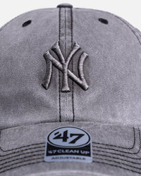 47 Brand New York Yankees 'Mist' 47 Clean Up Strapback Charcoal