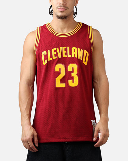 Mitchell & Ness Cleveland Cavaliers LeBron James #23 '15 Road Swingman Jersey Cardinal