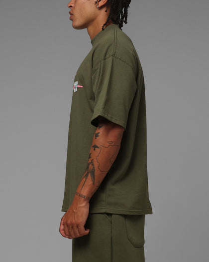 Loiter Hybrid Premium T-Shirt Olive/Pink