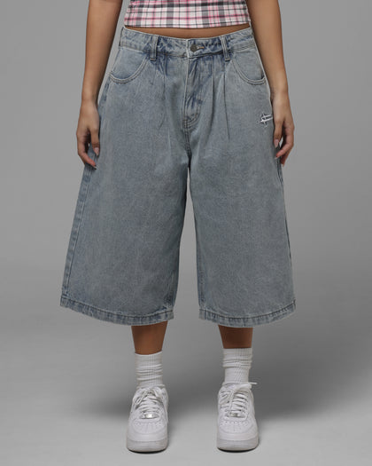 Loiter Star Born Pleated Jorts Blue Washed Denim
