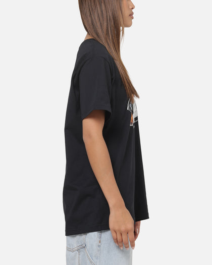 Nike Women's Sportswear Classic Oversized T-Shirt