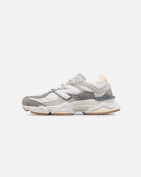 New Balance 9060 Light Grey