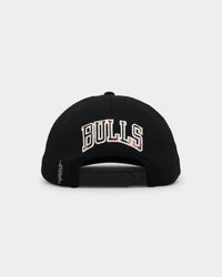 Pro Standard Chicago Bulls Prop Prep Plaid Snapback Black