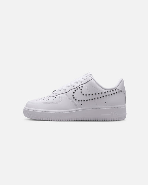 Nike Women's Air Force 1 '07 LV8