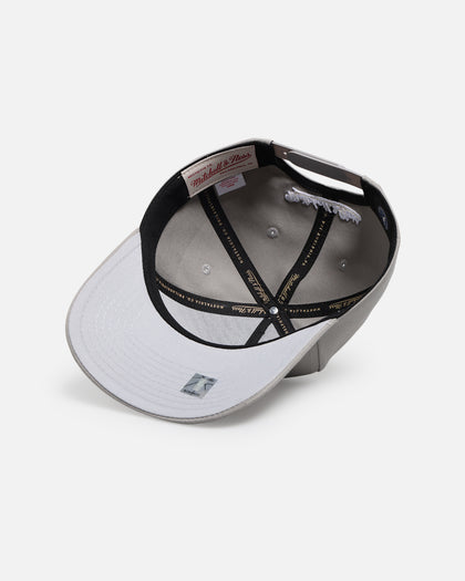 Mitchell & Ness Minnesota Timberwolves 'Upside Down Logo' Pro Pinch Snapback Grey