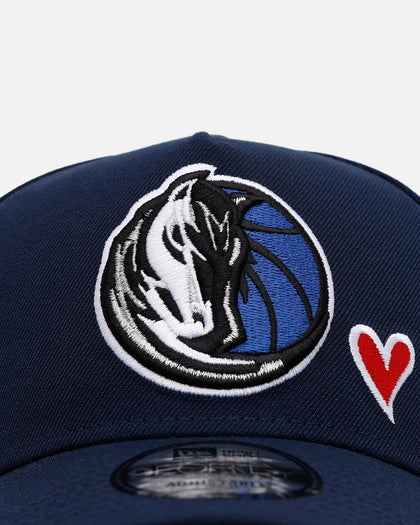 New Era Dallas Mavericks 'Team Color Hearts' 9FORTY A-Frame Snapback Official Team Color