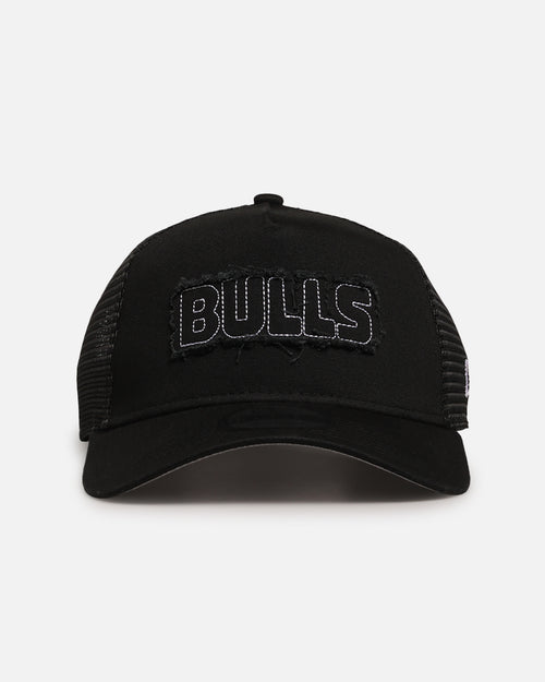 New Era Chicago Bulls 'Distressed' 9FORTY A-Frame Trucker Snapback Black/White