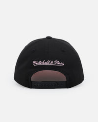 Mitchell & Ness Miami Heat 'Love & Devotion' Snapback Black/Pink
