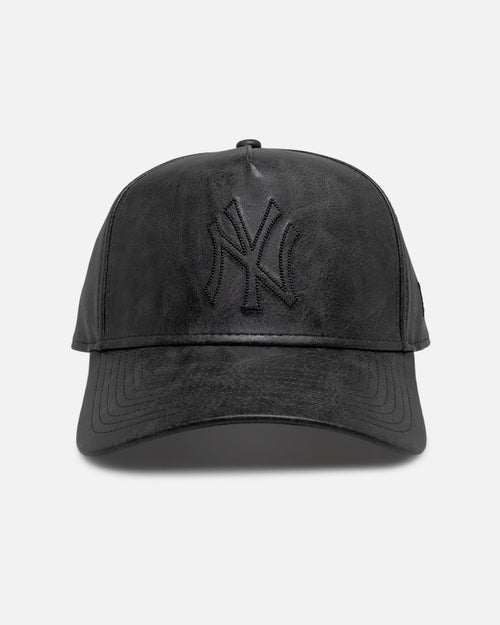 New Era New York Yankees 'Tonal Cracked Leather' 9FORTY A-Frame Snapback Black
