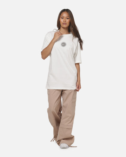Nike Sportswear Loose World T-Shirt Sail