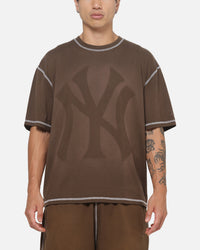 New Era New York Yankees Acid Wash T-Shirt Brown