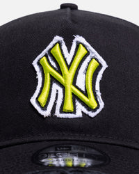 New Era New York Yankees 'Washed Frayed' 9FORTY A-Frame Snapback Washed Black