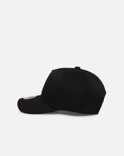 Mitchell & Ness Boston Celtics 'Triple Black Core Classic' MVP Snapback Black