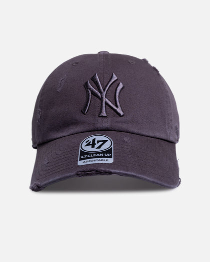 47 Brand New York Yankees 'Distressed Logo' 47 Clean Up Strapback Charcoal