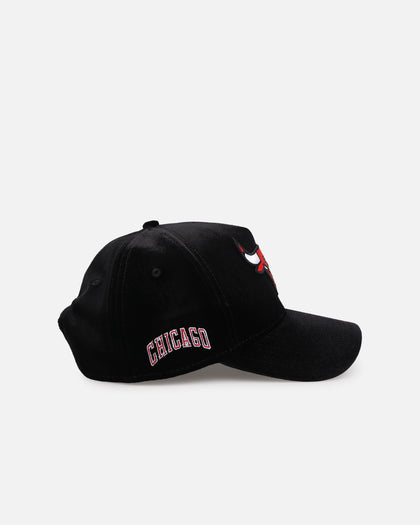 New Era Chicago Bulls 'Velvet Hearts' 9FORTY A-Frame Snapback Black