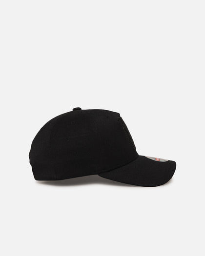 Mitchell & Ness Boston Celtics 'Triple Black Core Classic' MVP Snapback Black