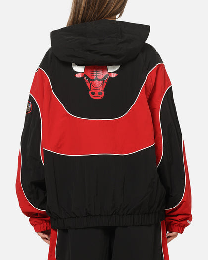 Mitchell & Ness Chicago Bulls Nylon Tracksuit Jacket Black/Red