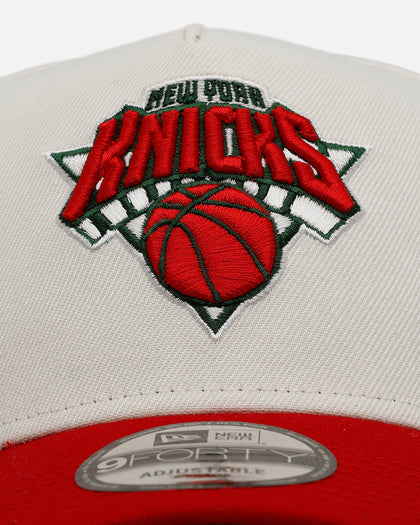 New Era New York Knicks 'Strawberry' 9FORTY A-Frame Snapback Chrome/Red