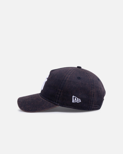 New Era New York Yankees 'Washed' 9FORTY A-Frame Unstructured Snapback Dark Blue