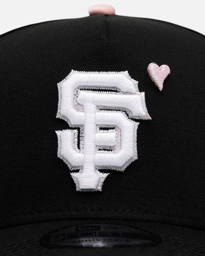 New Era San Francisco Giants 'Pink Satin Hearts 2.0' 9FORTY A-Frame Snapback Black/Pink