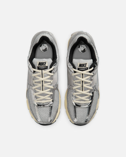 Nike Zoom Vomero 5 Grey