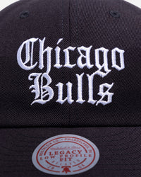 Mitchell & Ness Chicago Bulls 'Black Letter' Legacy Low Profile Snapback Black