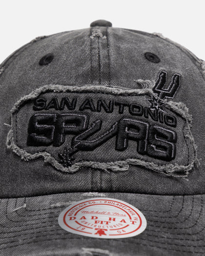 Mitchell & Ness San Antonio Spurs 'Destroyed' Dad Fit Strapback Washed Black