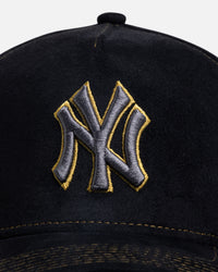 New Era New York Yankees 'Statement Suede 10 Year Anniversary' 9FORTY A-Frame Snapback Black Suede