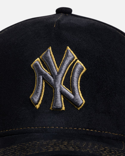 New Era New York Yankees 'Statement Suede 10 Year Anniversary' 9FORTY A-Frame Snapback Black Suede