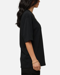 Jordan Brand Sneaker Patch Crewneck T-Shirt Black/Varsity Red