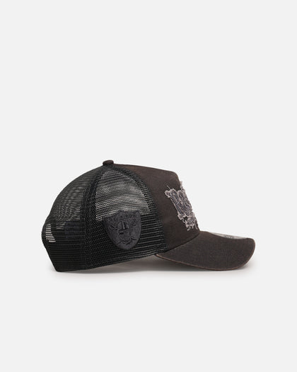 New Era Las Vegas Raiders 'Washed Fray' 9FORTY A-Frame Trucker Snapback Washed Grey