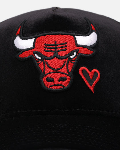 New Era Chicago Bulls 'Velvet Hearts' 9FORTY A-Frame Snapback Black