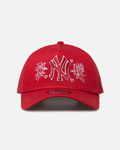 New Era New York Yankees 'Valentines Day' 9FORTY A-Frame Snapback Dark Red