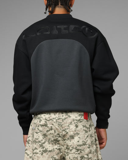 Loiter 4K Panel Crewneck Black