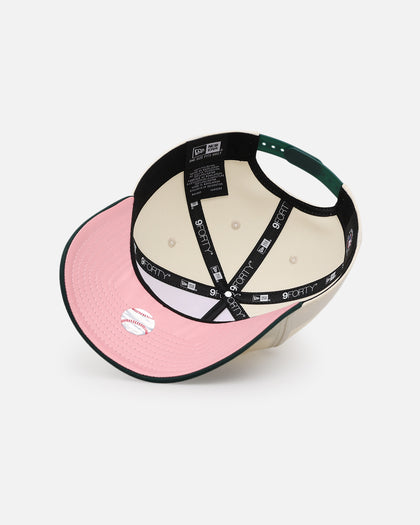 New Era Los Angeles Dodgers 'Pink Satin Hearts Green' 9FORTY A-Frame Snapback Chrome/Dark Green